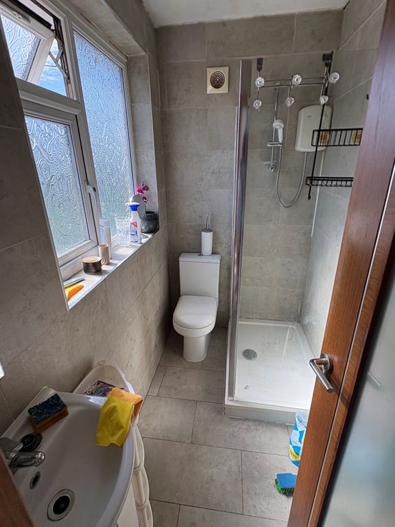 Property photo 3 of 4