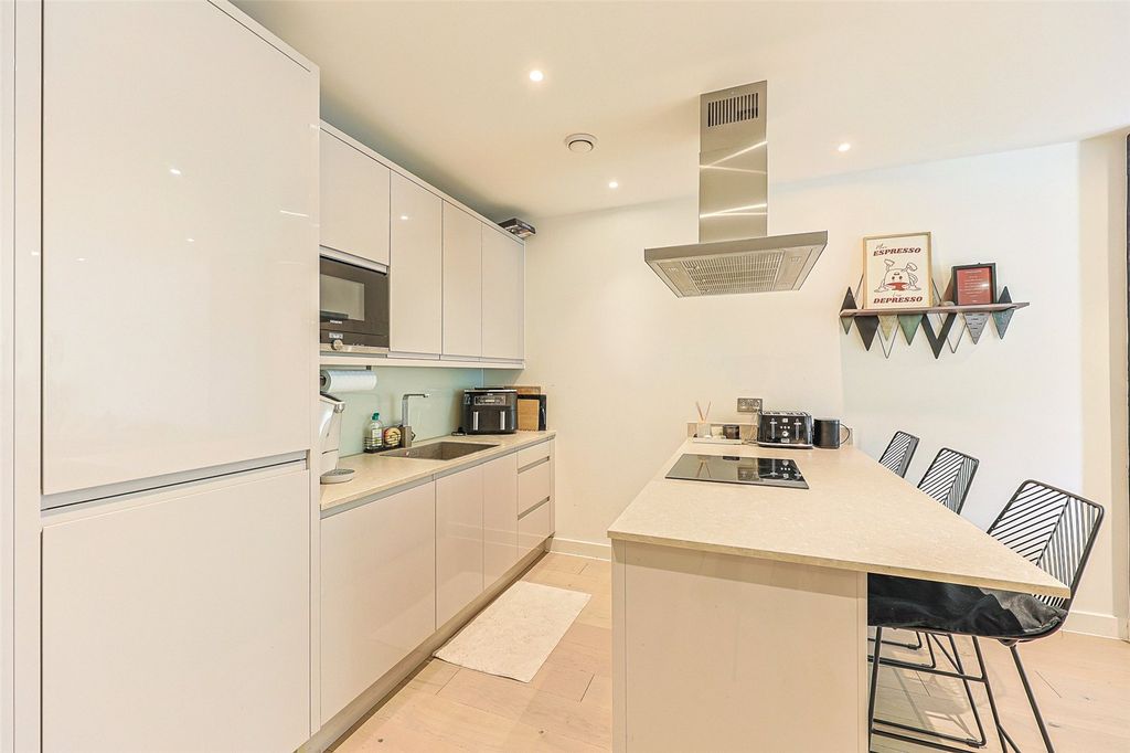 Property photo 3 of 14 Picture No. 08