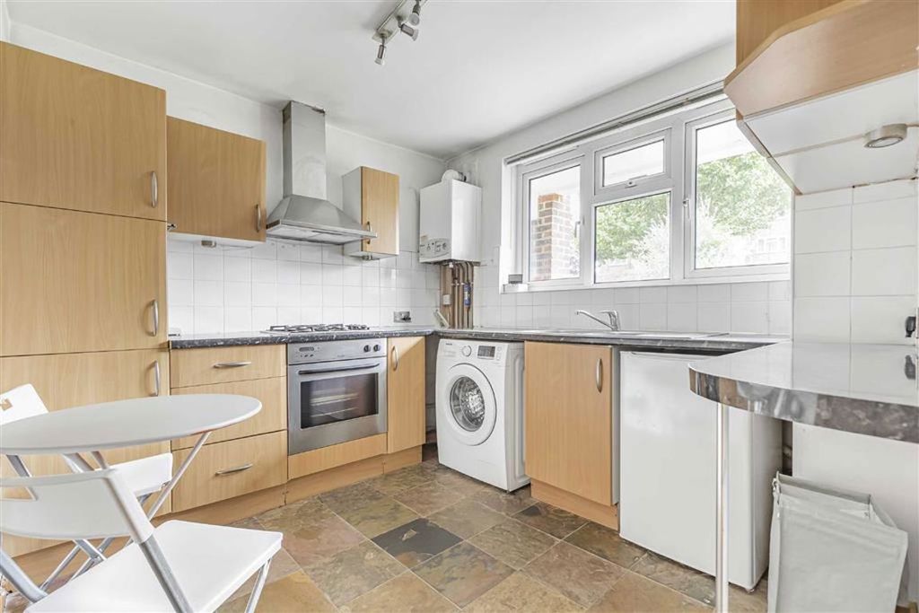 Property photo 3 of 8
