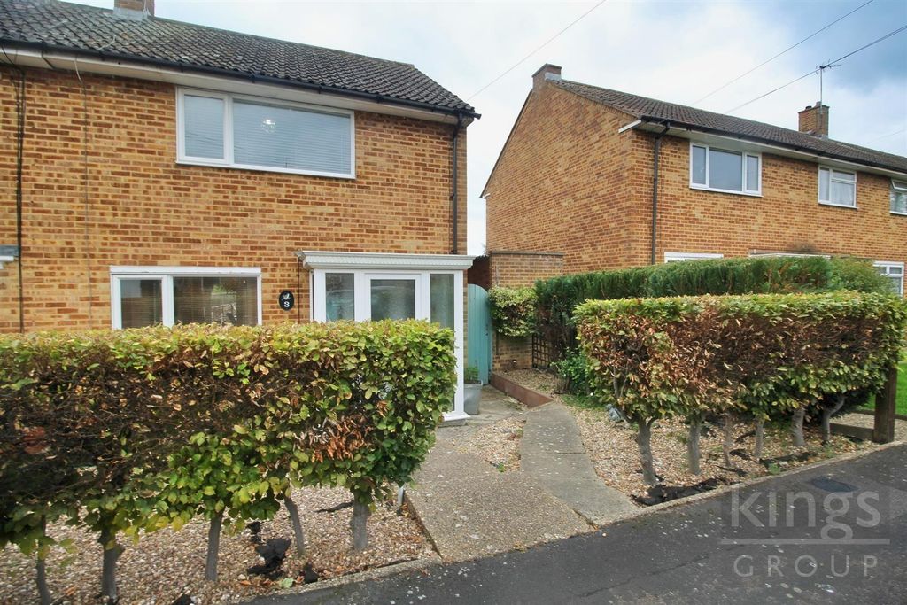 Property photo 1 of 11 Front