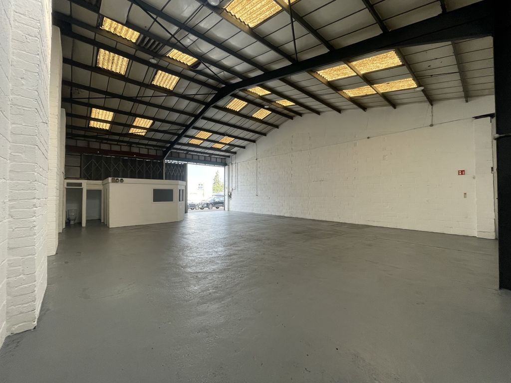 Property photo 3 of 4