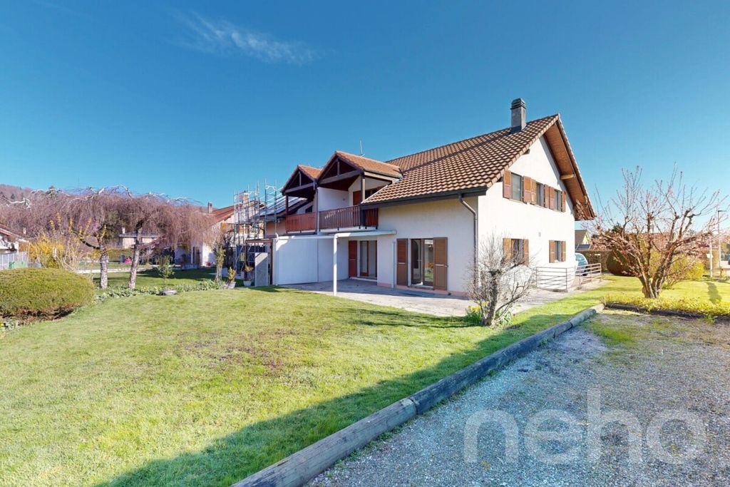 Property photo 3 of 12