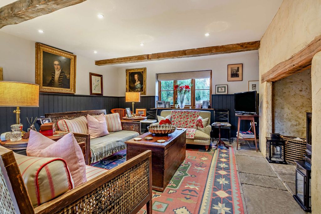 Property photo 2 of 26 Picture No. 21