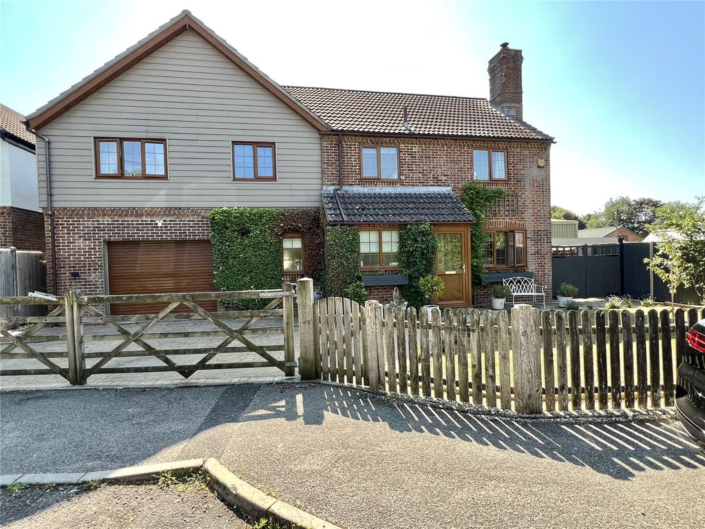 Property photo 1 of 22 Picture No. 27