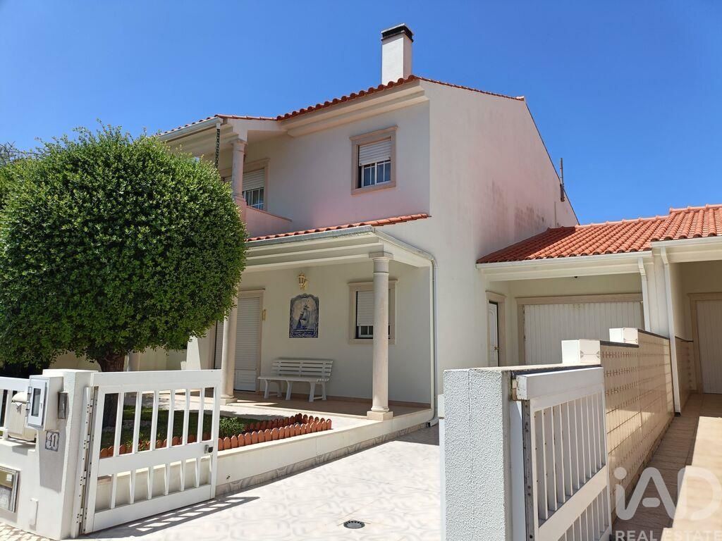Property photo 2 of 30