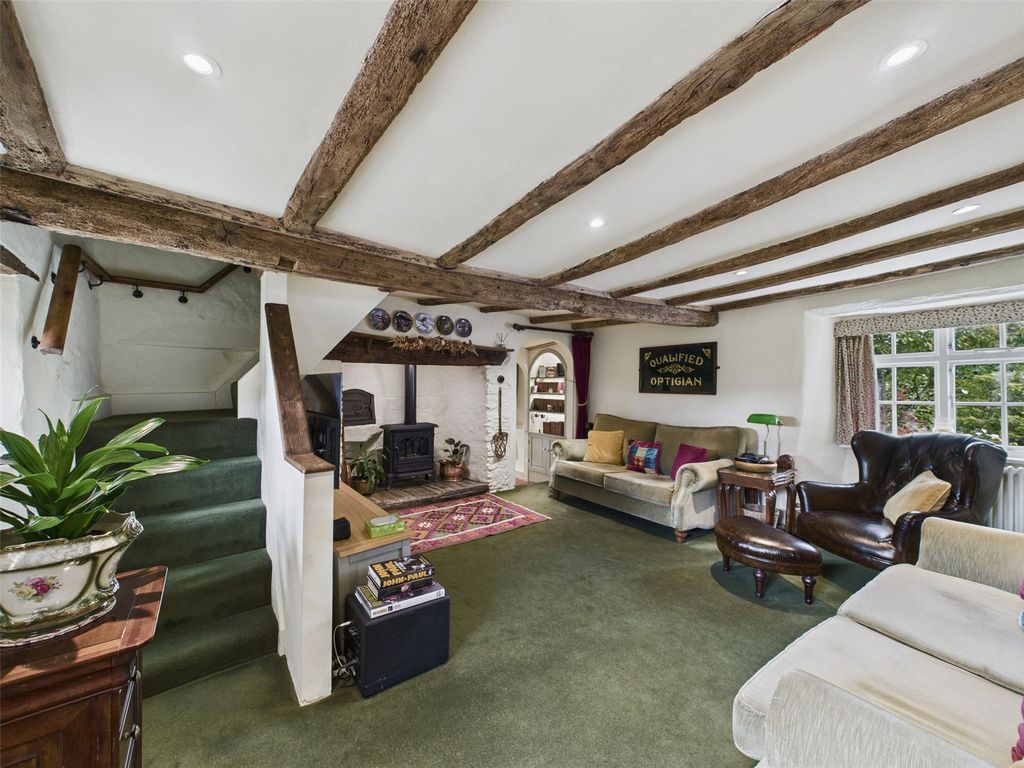 Property photo 3 of 20 Living Room