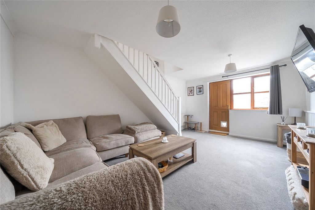 Property photo 2 of 9 Picture No. 24