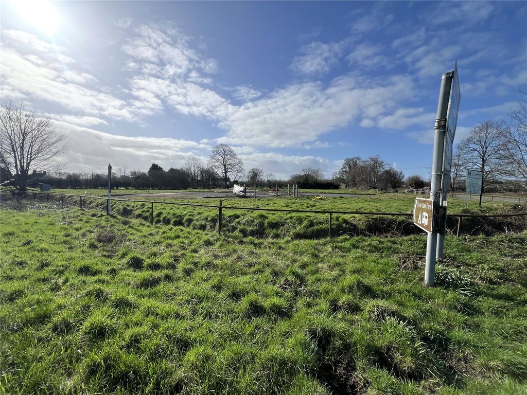 Property photo 2 of 7 Picture No. 02