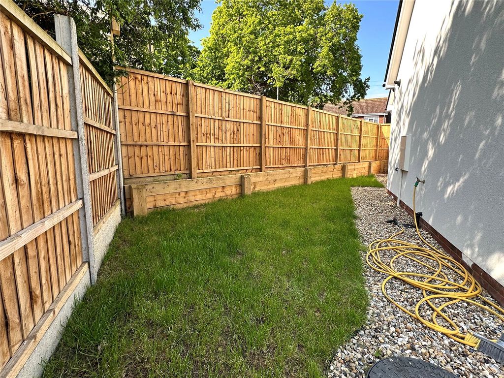 Property photo 3 of 19 Picture No. 06