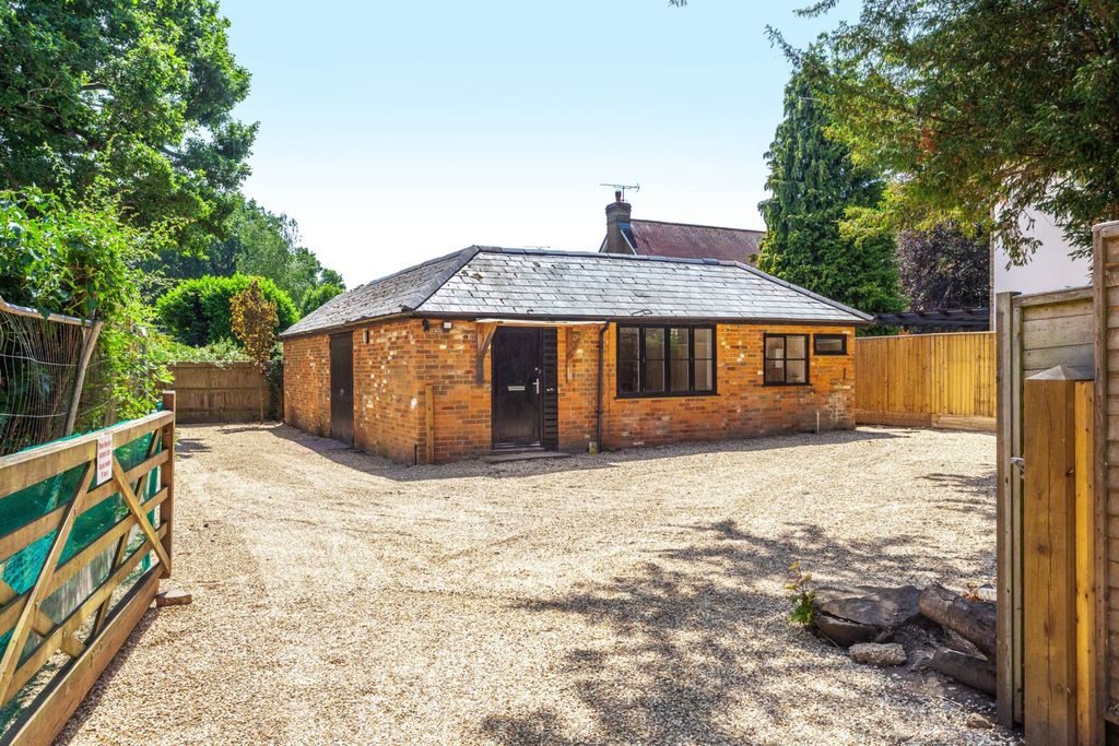 Property photo 2 of 3