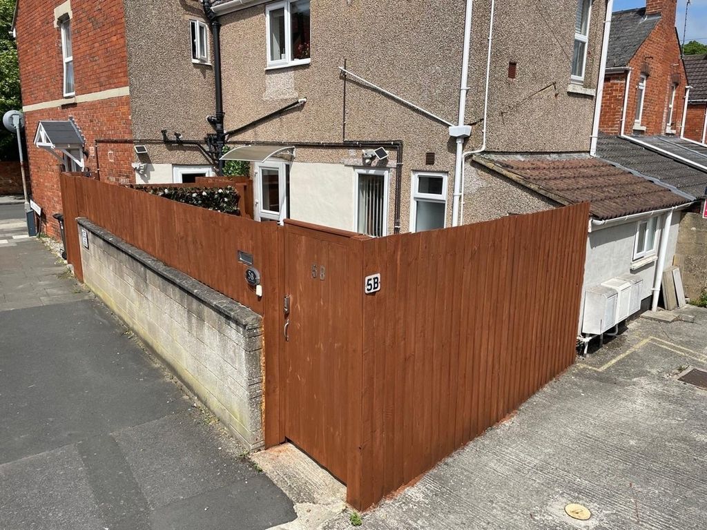 Property photo 2 of 13 Exterior