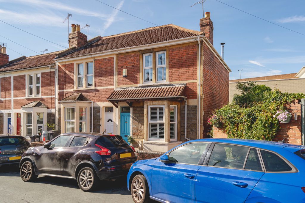 Property photo 2 of 21 Photo 2