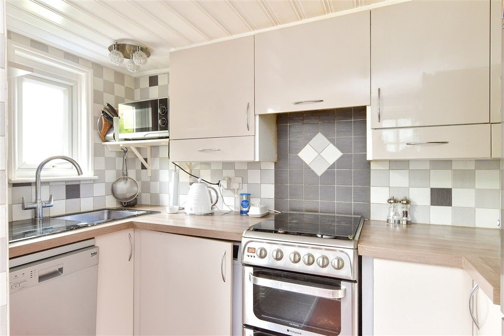 Property photo 2 of 13 Kitchen