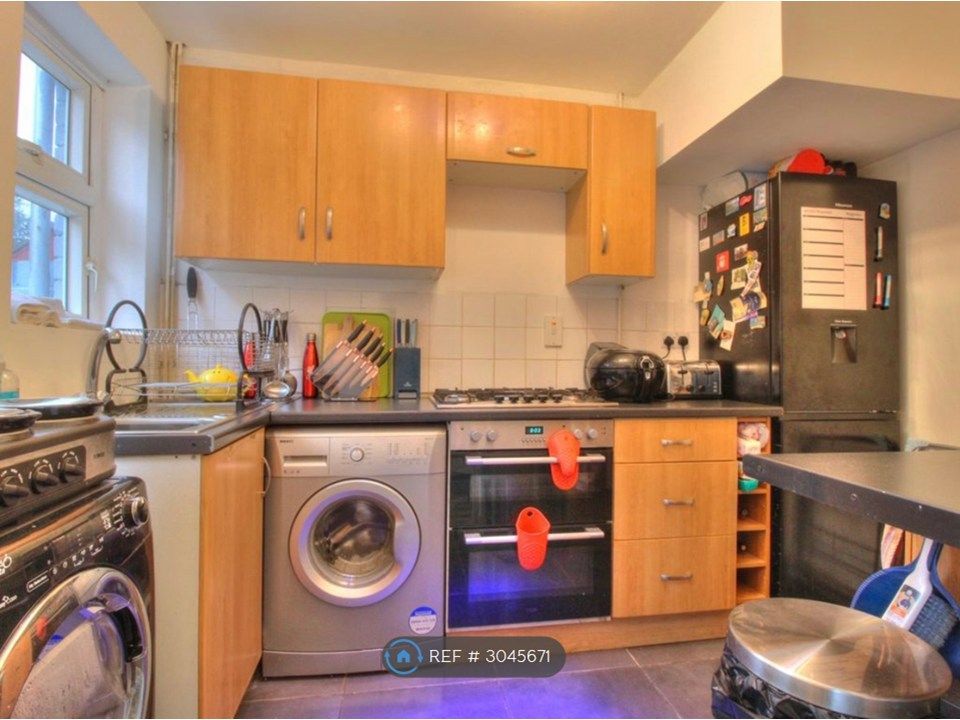 Property photo 2 of 6