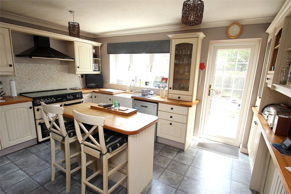 Property photo 3 of 12 Picture No. 06