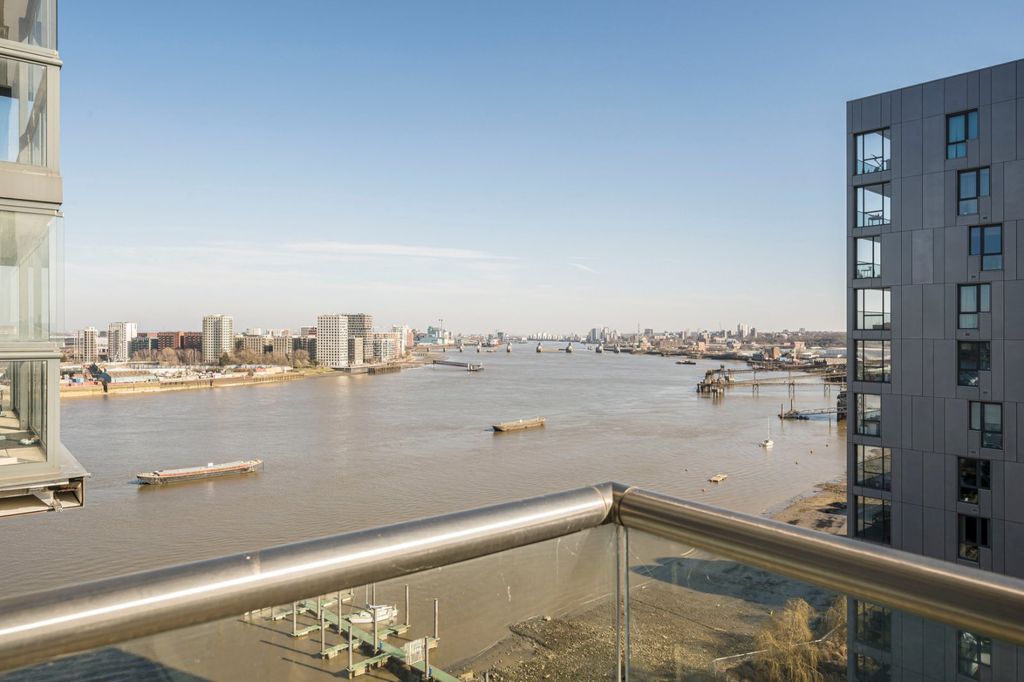 Property photo 2 of 7 Picture No. 12