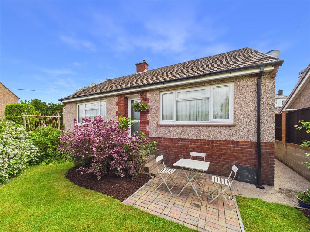 Property photo 1 of 35