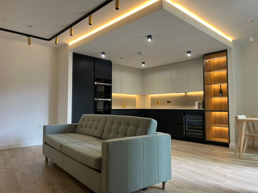 Property photo 2 of 47