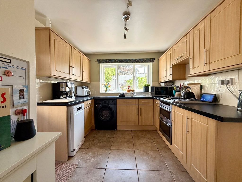 Property photo 3 of 18 Picture No. 20
