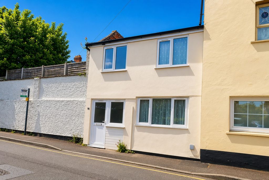 Property photo 1 of 16