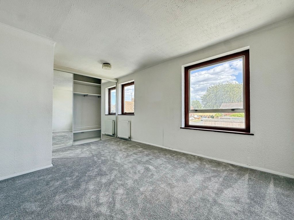 Property photo 3 of 10 Bedroom One