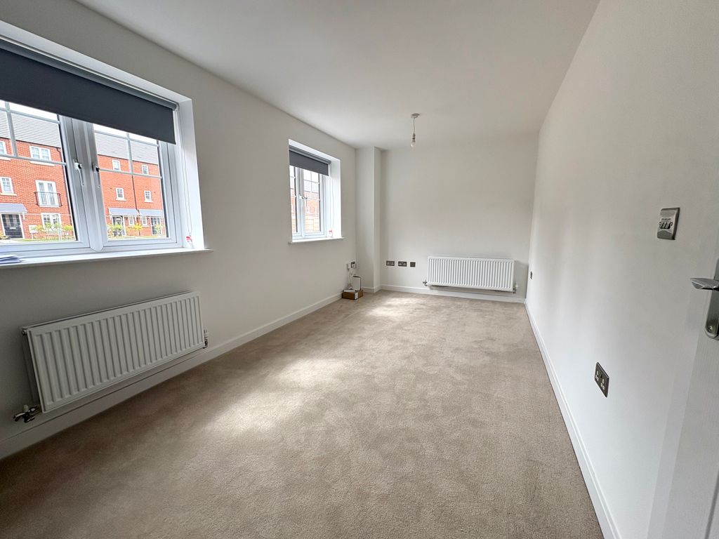 Property photo 3 of 7 Image