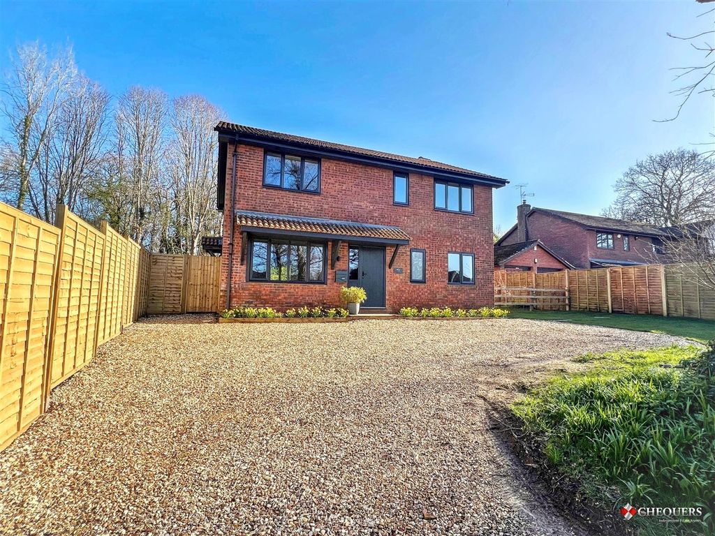 Property photo 1 of 27