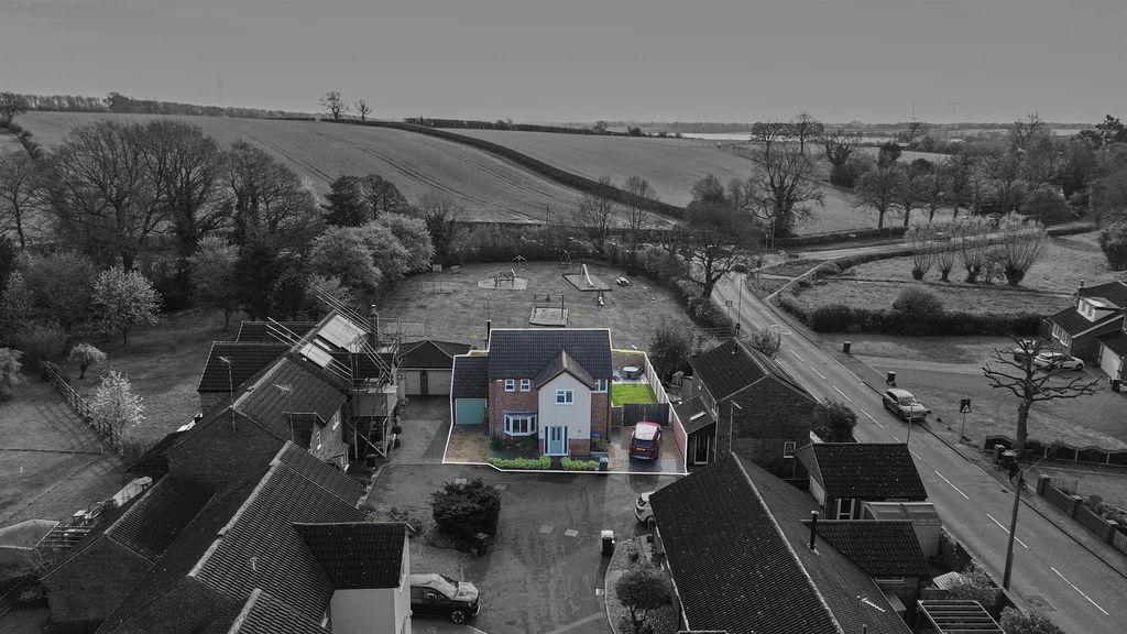 Property photo 1 of 32 Berrington_2.Jpg