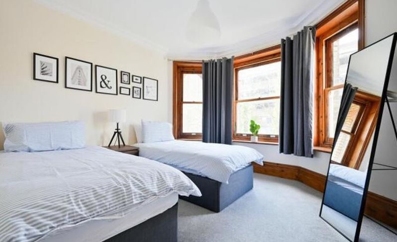 Property photo 3 of 5 Photo 4