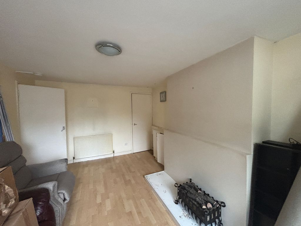 Property photo 2 of 7 2.Jpg