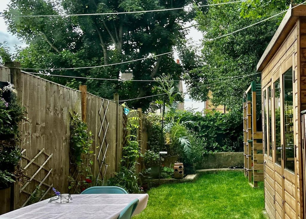 Property photo 3 of 18 Landscape Bigger 3.Jpeg