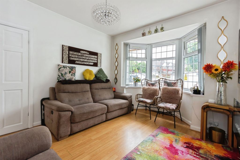 Property photo 1 of 23