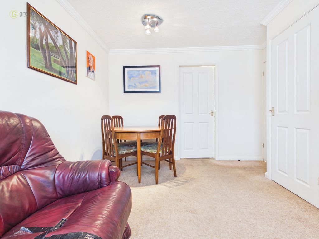 Property photo 3 of 36 Cam01332G0Pr0689Still008