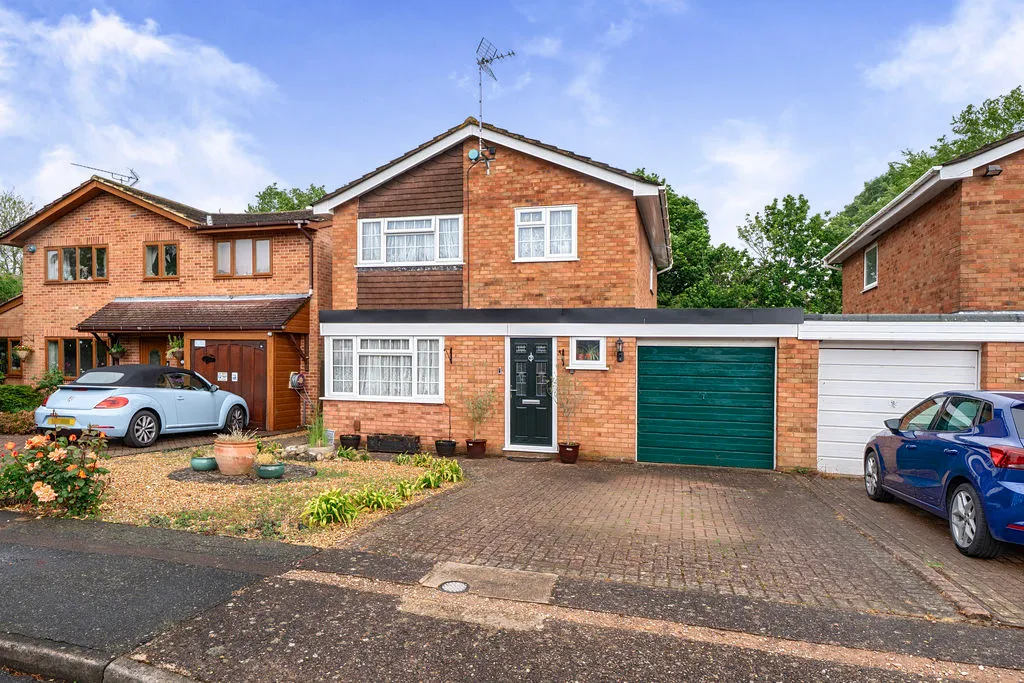House in Milton Keynes MK3, West Bletchley - View 3