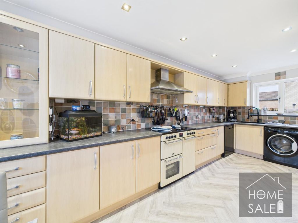 Property photo 3 of 22