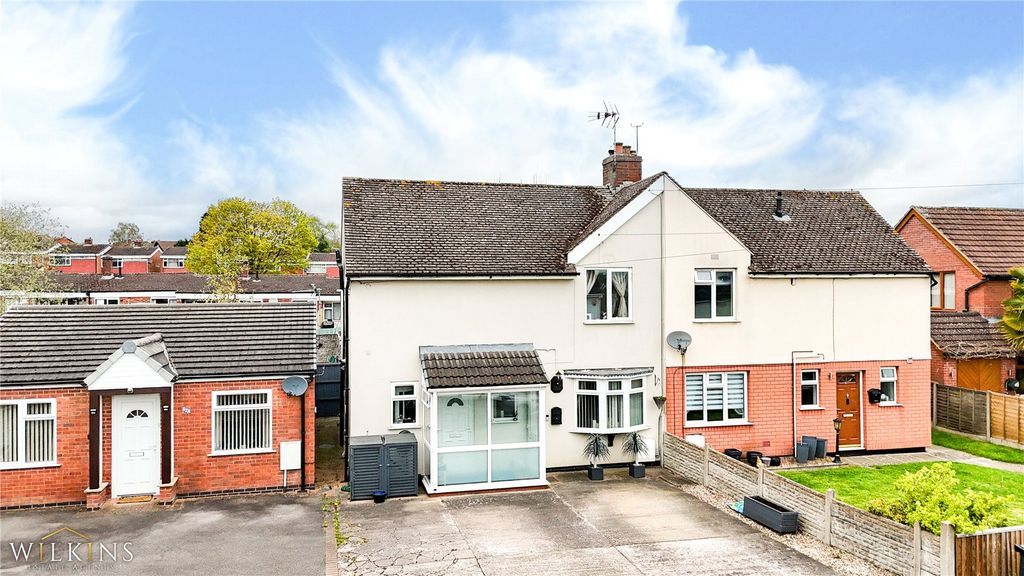 Property photo 1 of 34 Picture No. 32