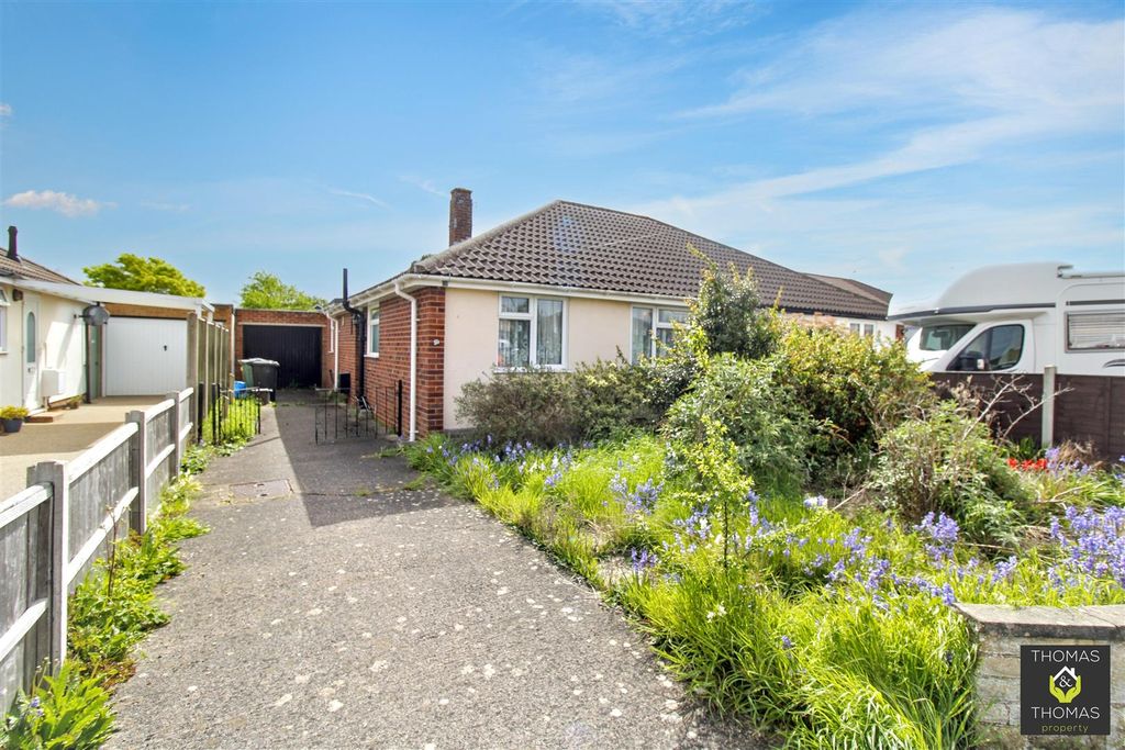 Property photo 1 of 11