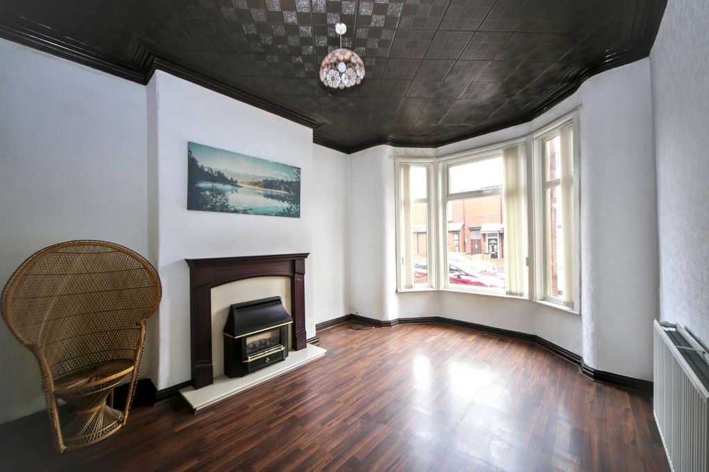 Property photo 3 of 21