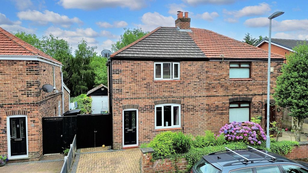 Property photo 1 of 34