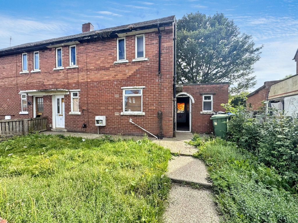 Property photo 1 of 16