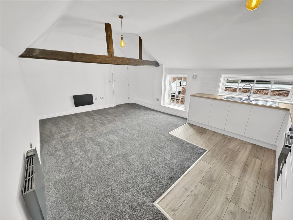 Property photo 3 of 8 ba4Add7Be45Cde8d0d9Fc88A9c0E5898Ad9172A0.Jpg