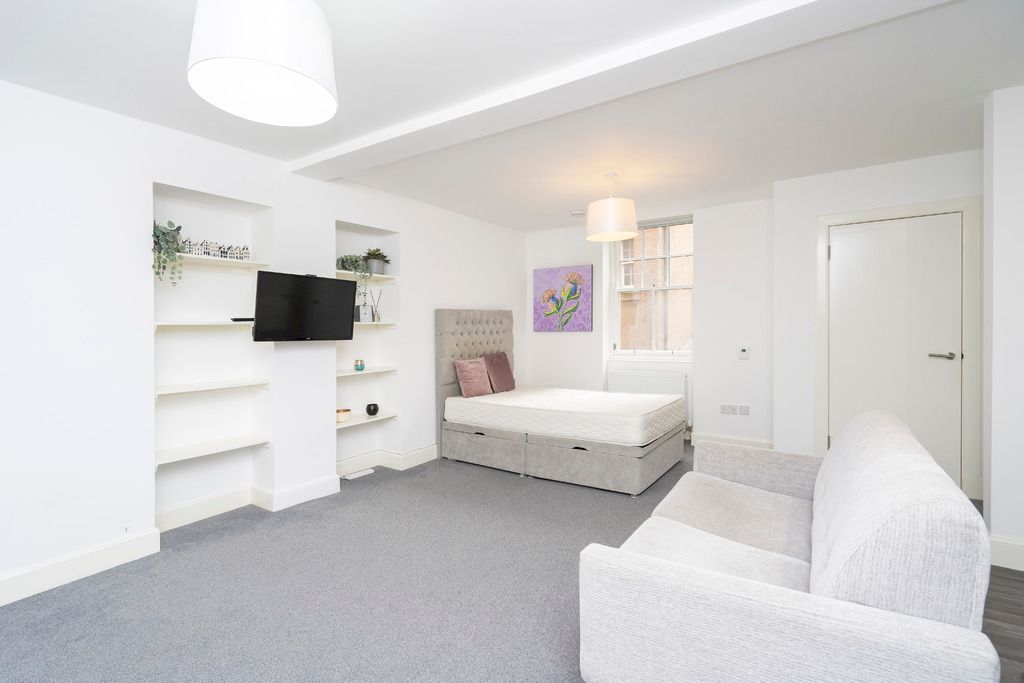 Property photo 2 of 12 Photo 2