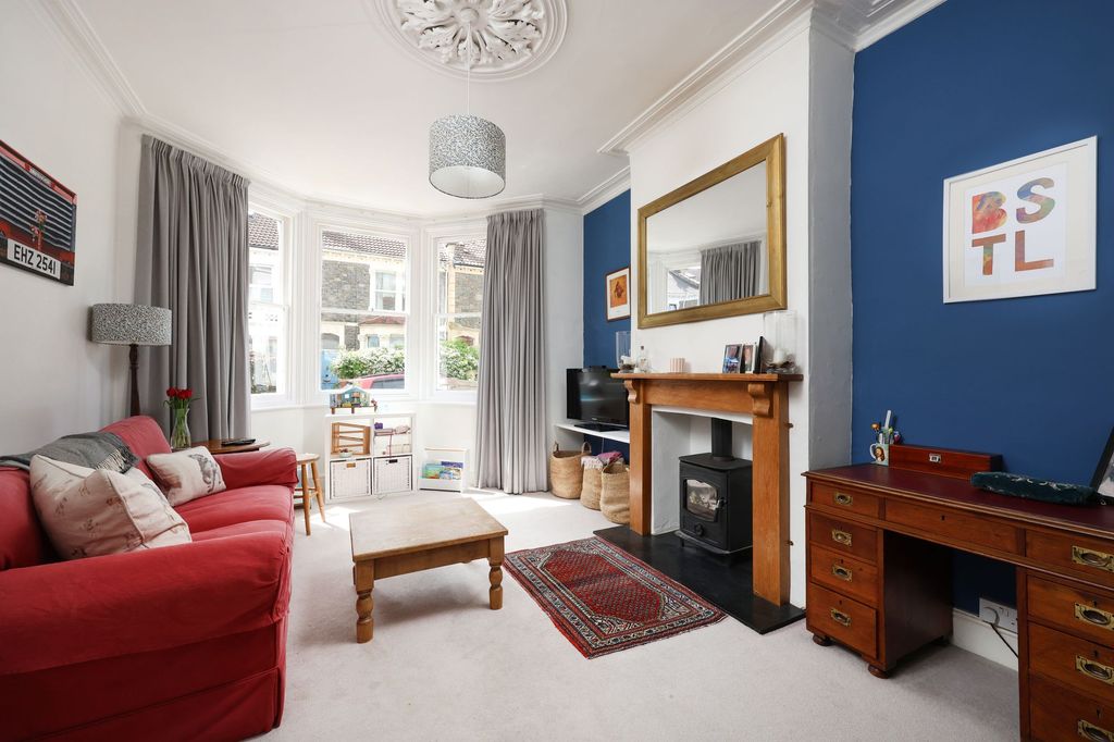Property photo 1 of 22