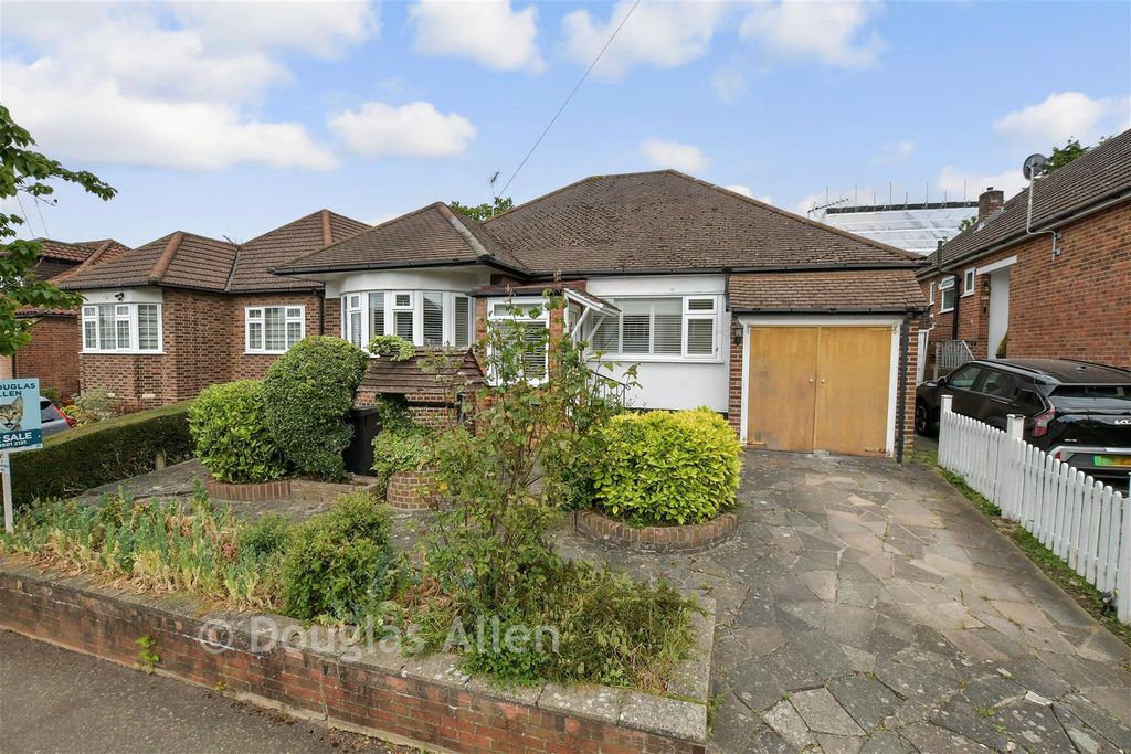 Property photo 1 of 11 External (Web)