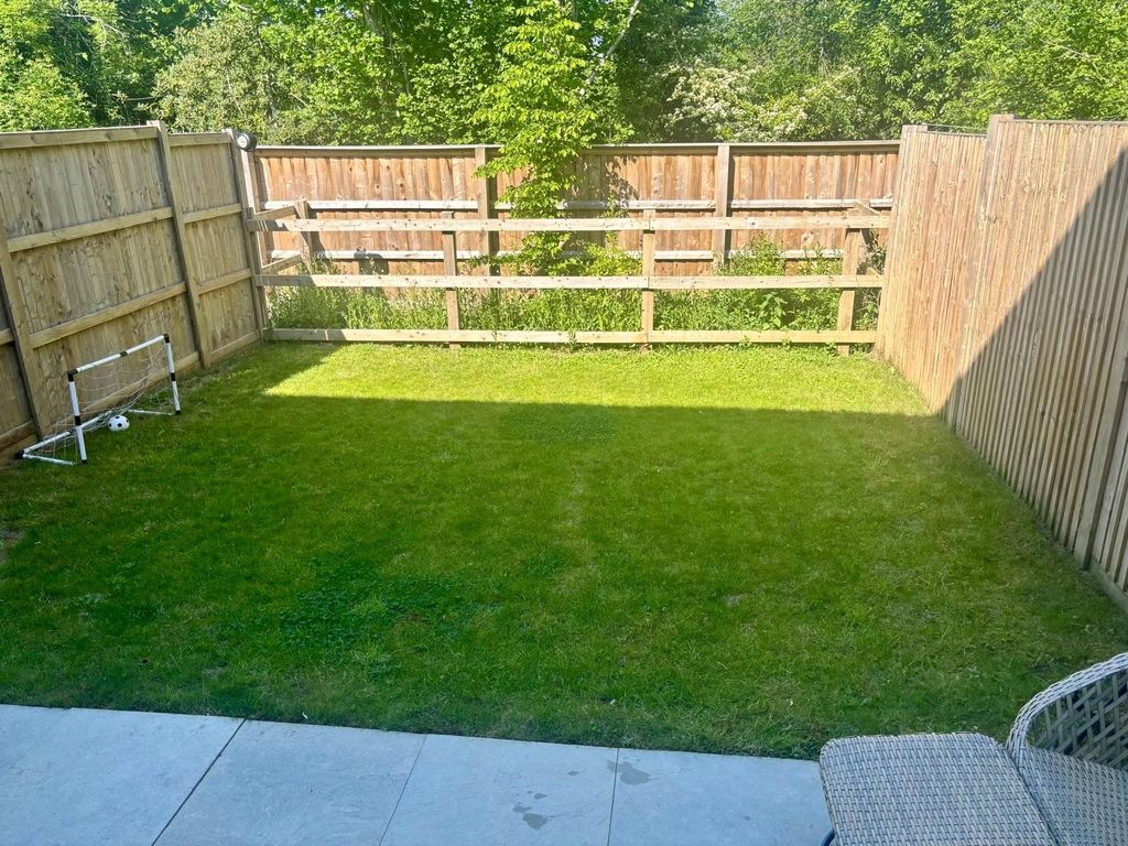 Property photo 2 of 19 Picture No. 07