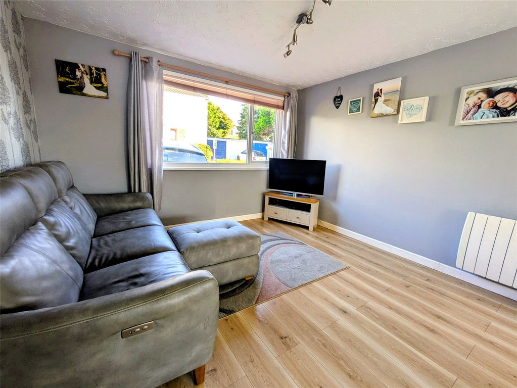 Property photo 2 of 19 Picture No. 22