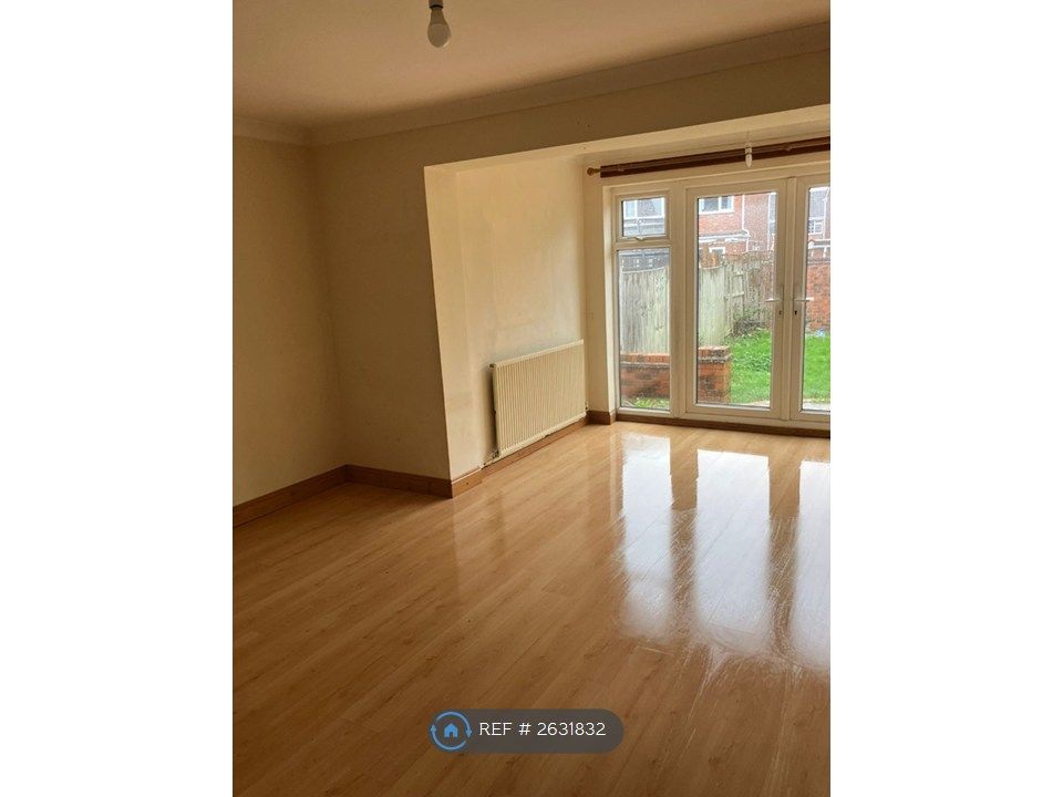 Property photo 2 of 29
