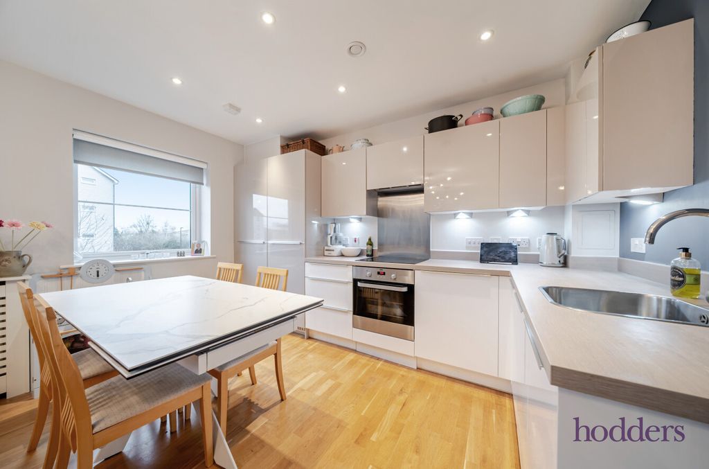 Property photo 2 of 15 3F11d211-0A62-4ce...