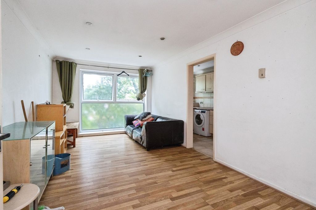 Property photo 2 of 20 Pbox-Img.Jpg