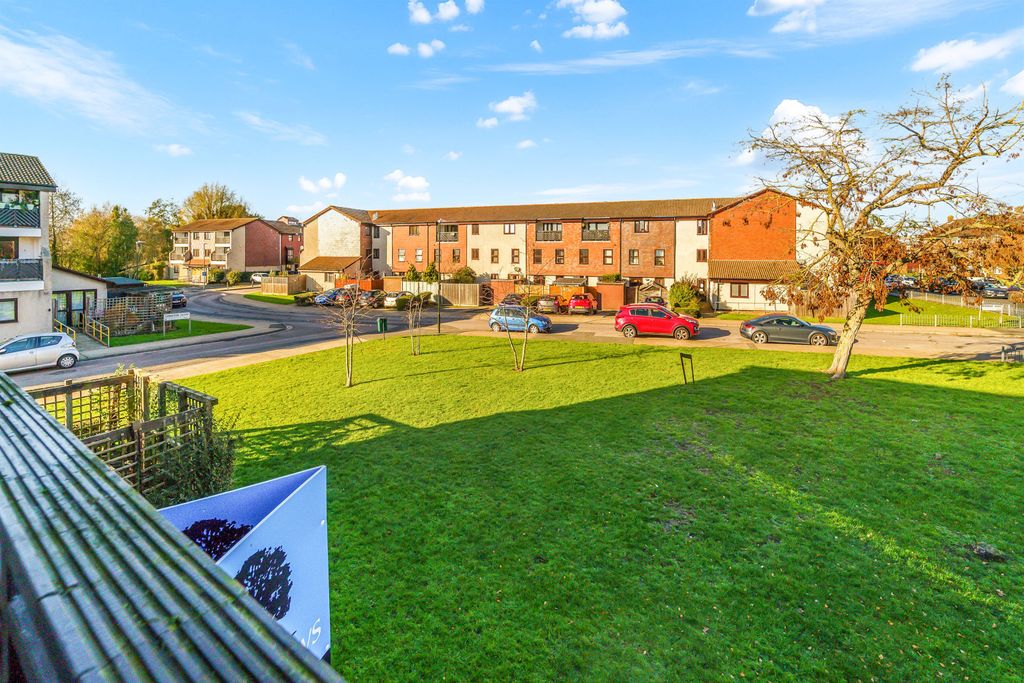 Property photo 1 of 18 Picture No. 22